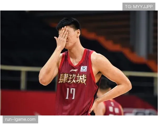 费兰·门迪近期防守表现稳健，助力球队防线提升